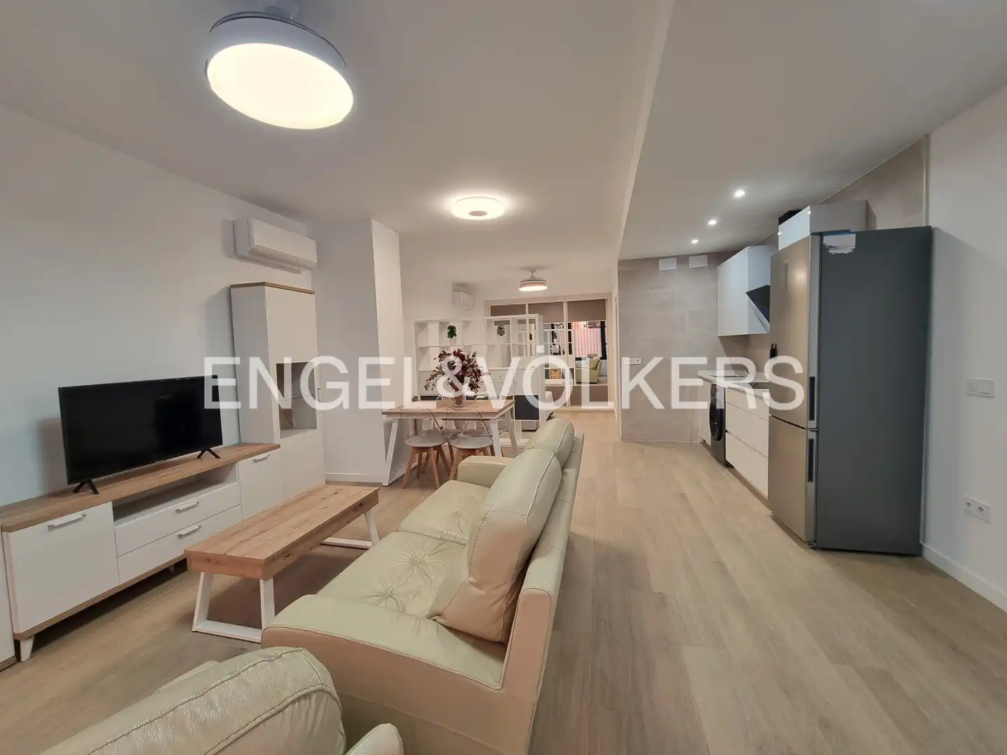 Wohnzimmer von Wohnungen zur Miete in Sevilla mit Klimaanlage und Heizung