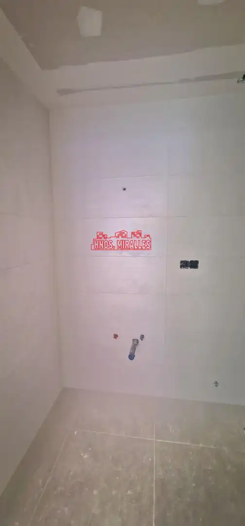 Bany de Planta baixa en venda en Elche / Elx amb Aire condicionat