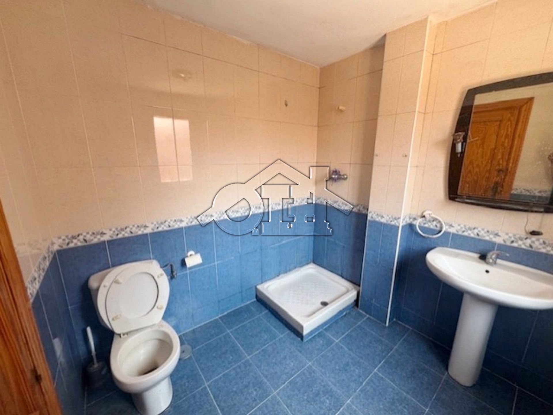 Bathroom of Flat for sale in Fuensalida  with Parquet flooring, Terrace and Balcony