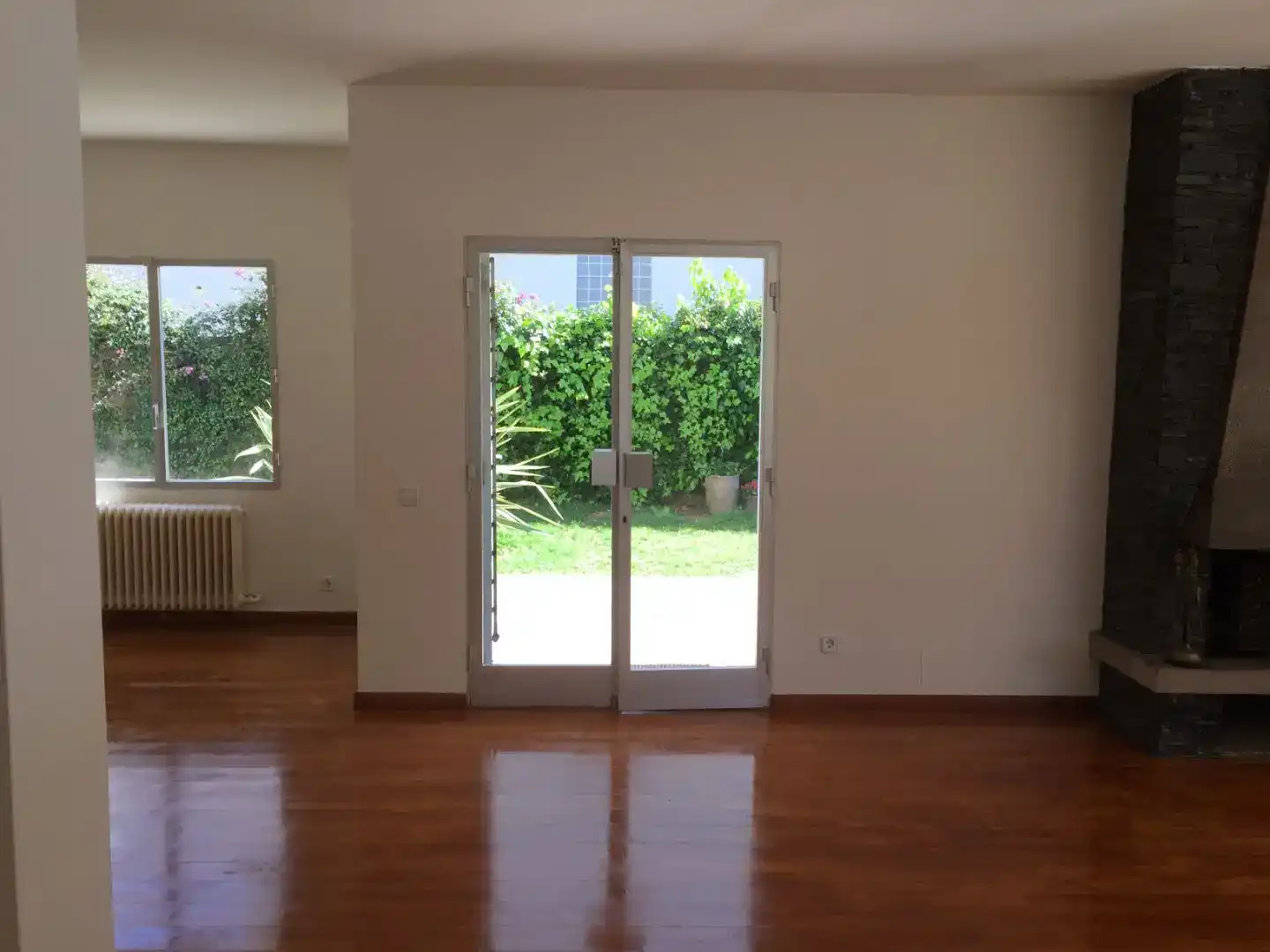 Wohnzimmer von Haus oder Chalet zur Miete in Castelldefels mit Klimaanlage, Privatgarten und Parkett