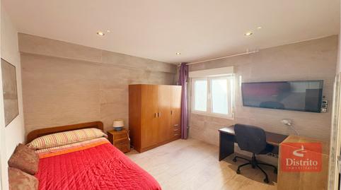 Photo 2 of Flat to rent in Santander - Calle del Sol, Puerto Chico, Cantabria