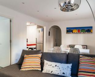 Sala d'estar de Apartament per a compartir en Sitges amb Aire condicionat i Terrassa