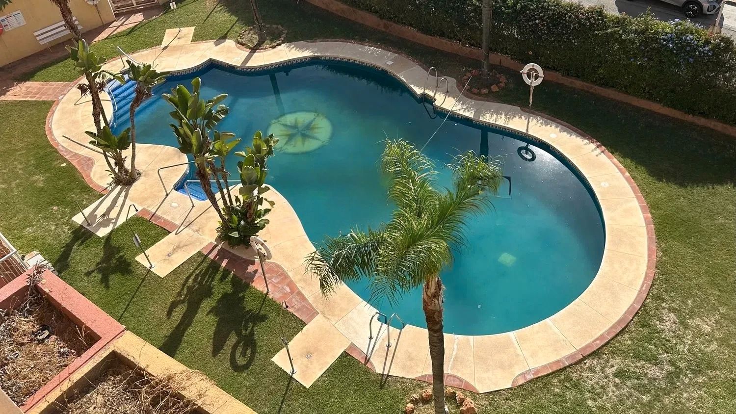 Piscina de Pis en venda en Fuengirola amb Aire condicionat, Calefacció i Terrassa