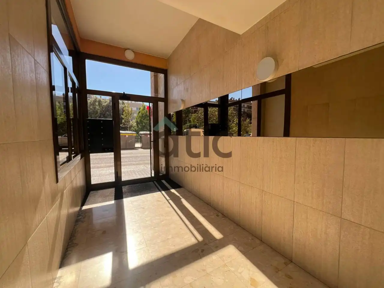 Flat for sale in Plaça Catalunya