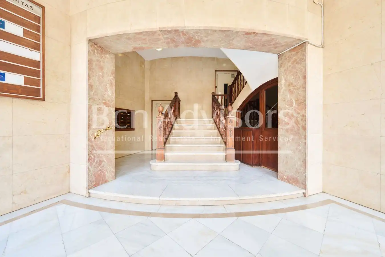 Attic for sale in Barcelona  with Air Conditioner, Heating and Parquet flooring
