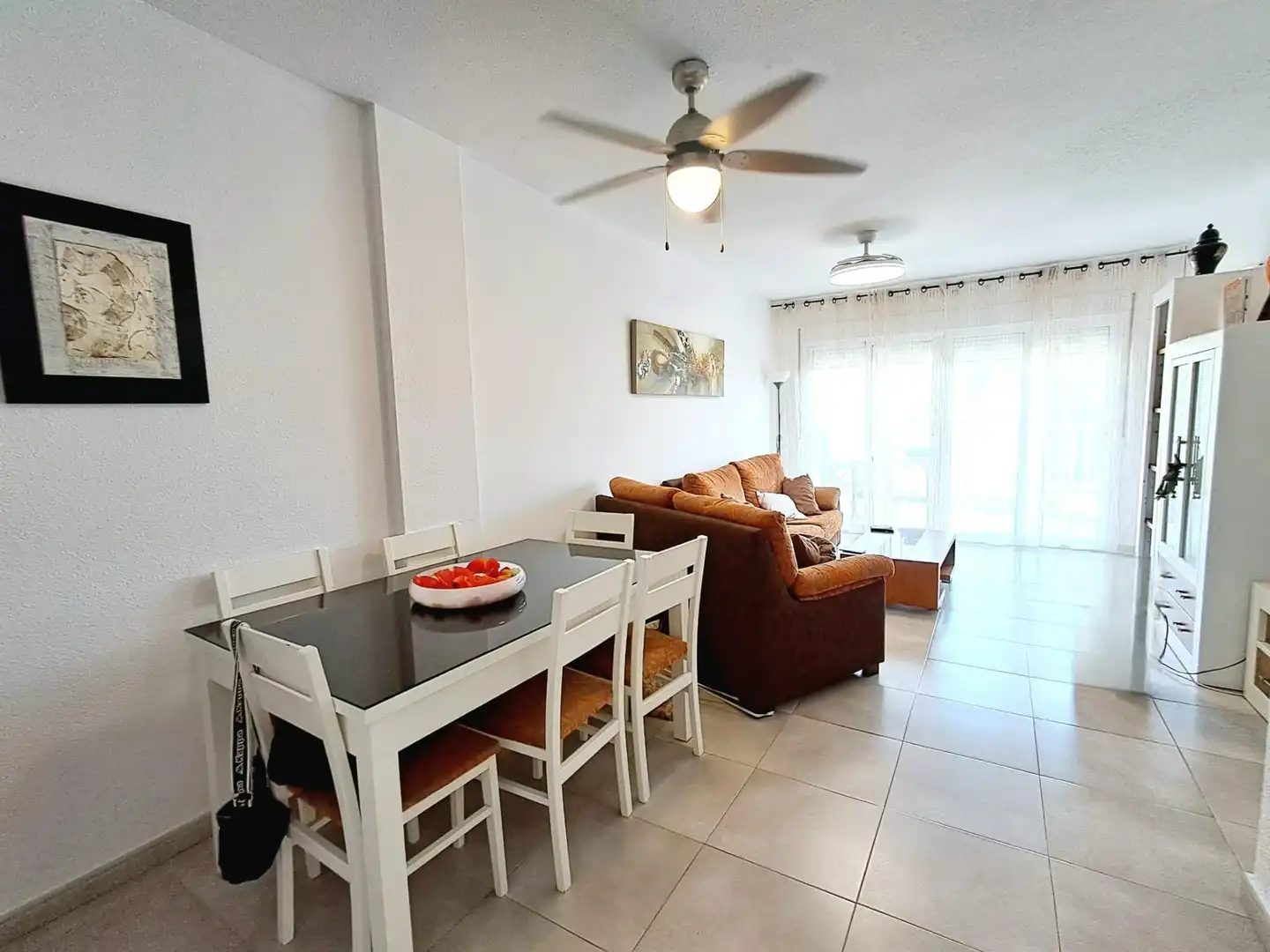 Sala de estar de Apartamento en venta en Águilas con Amueblado y Balcón