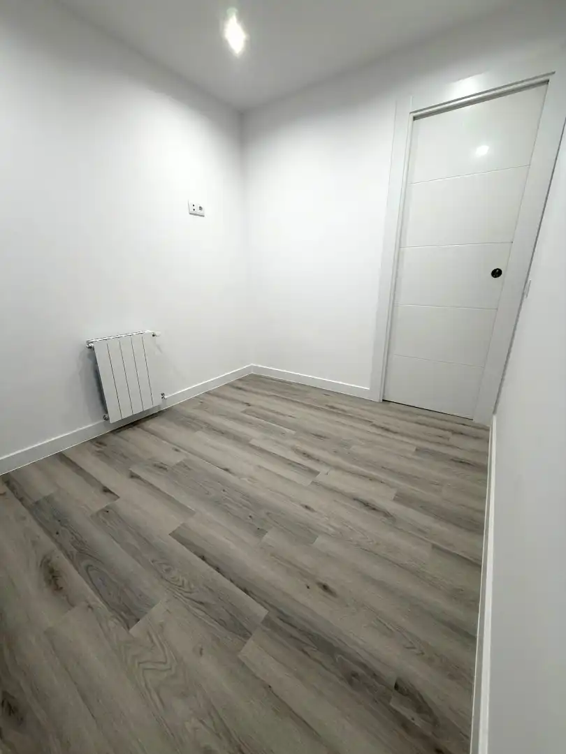 Piso en venta en Vegas de Matute con Calefacción y Trastero