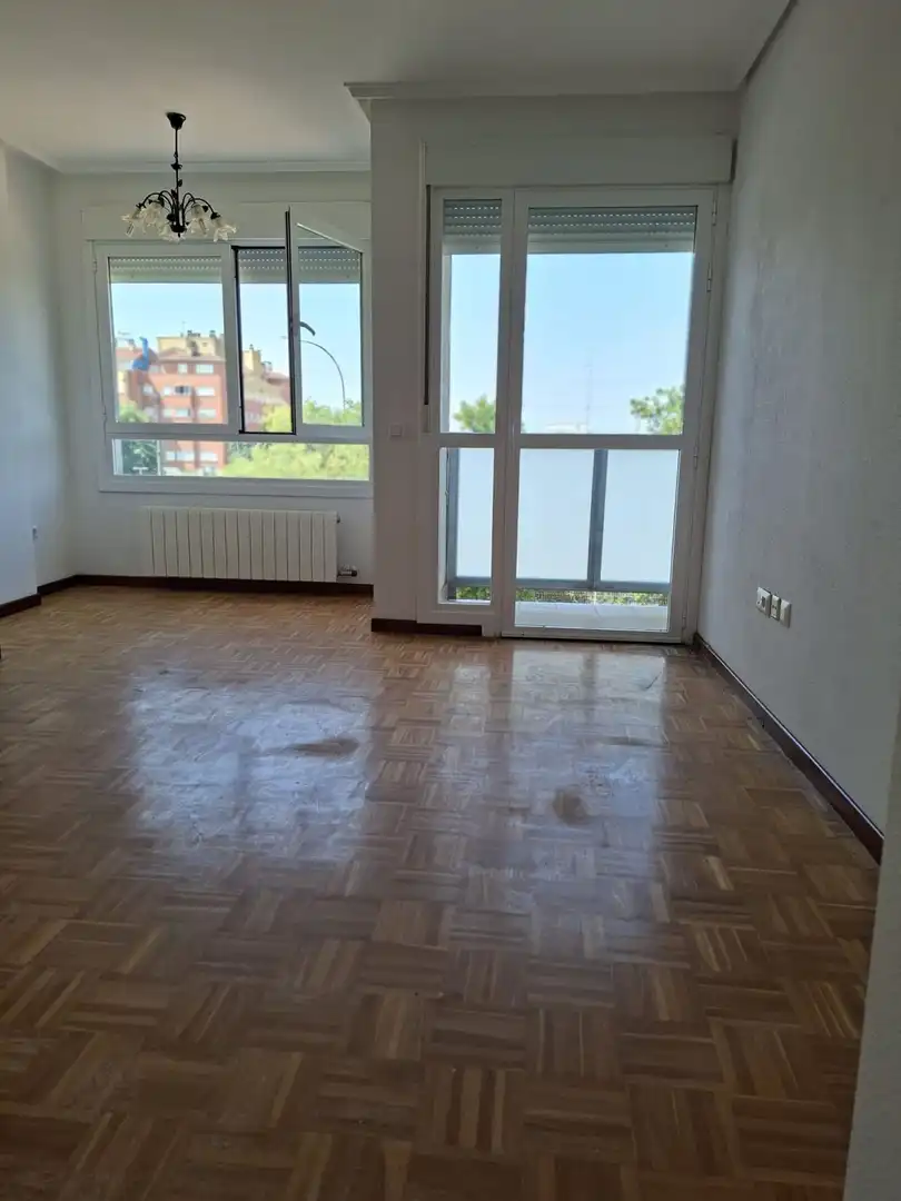 Flat with lift for sale in Landaberde