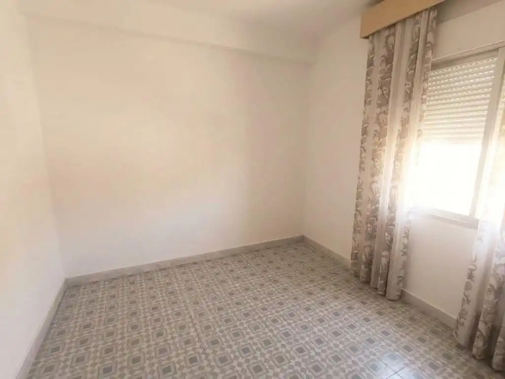 Habitación de Piso en venta en Bailén - Miraflores