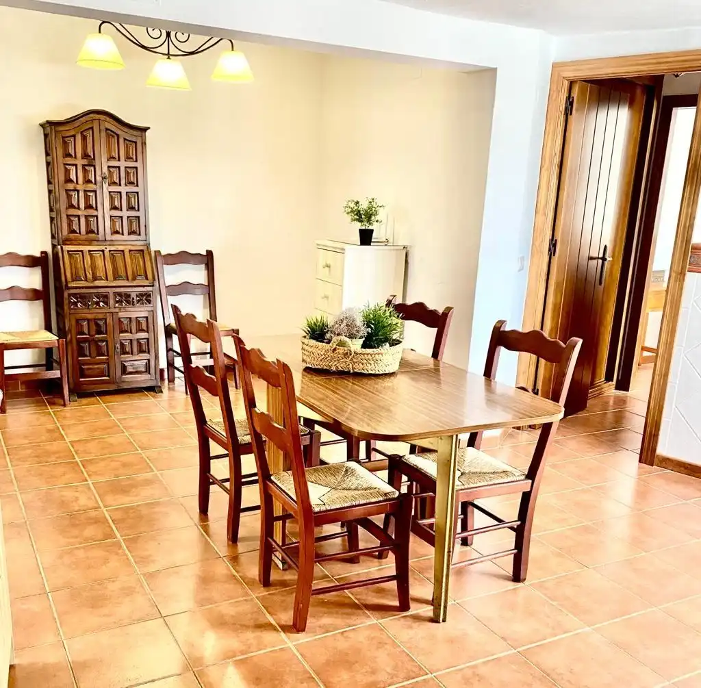 Comedor de Casa adosada en venta en Istán con Aire acondicionado, Calefacción y Terraza