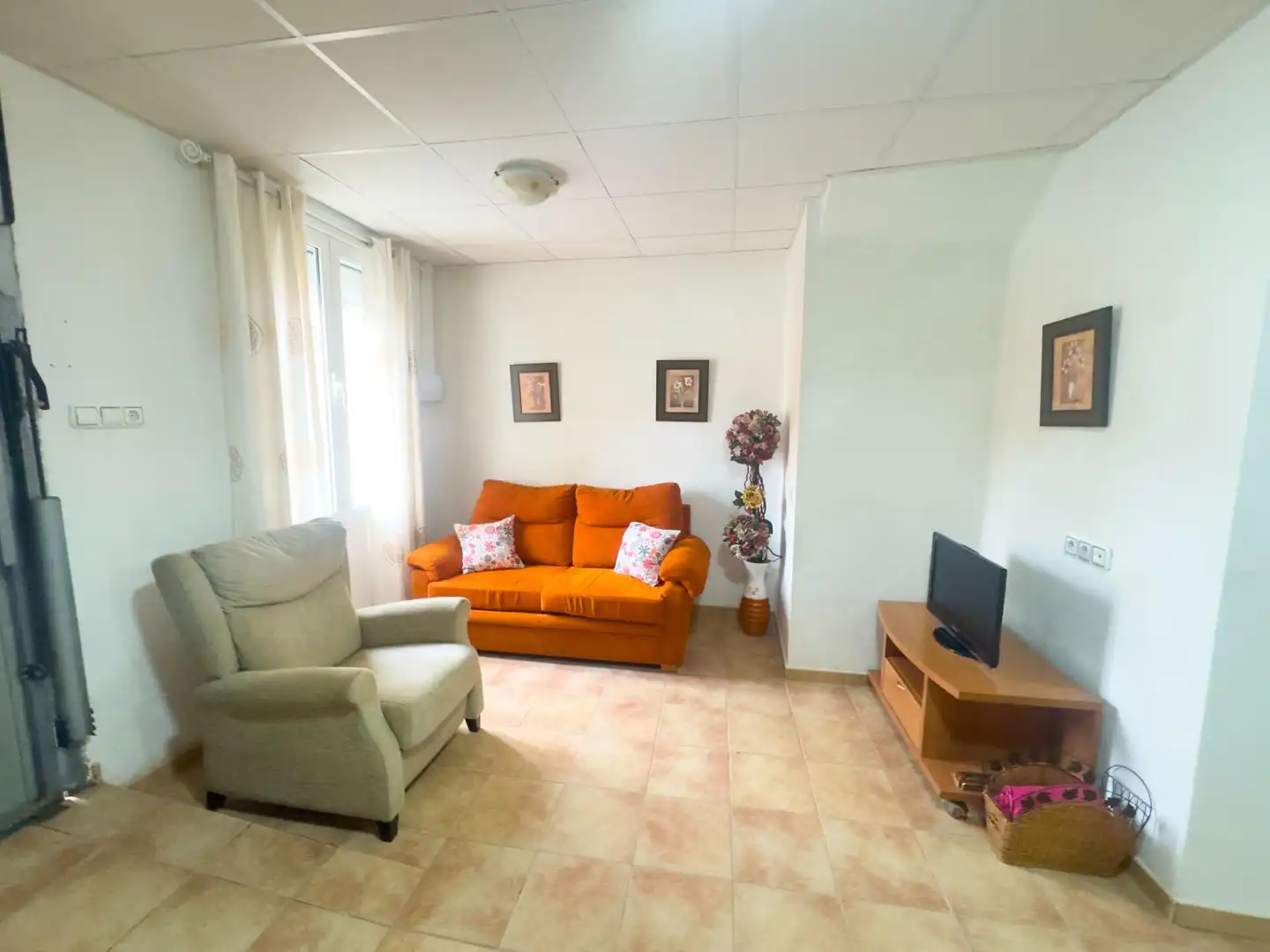 Sala de estar de Planta baja de alquiler en Benejúzar con Aire acondicionado y Amueblado