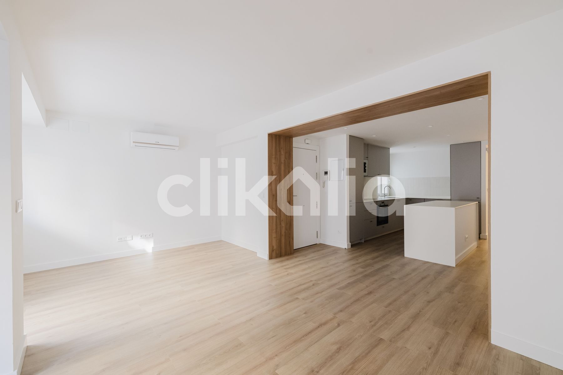 Living room of Flat for sale in Málaga Capital  with Air Conditioner, Terrace and Balcony