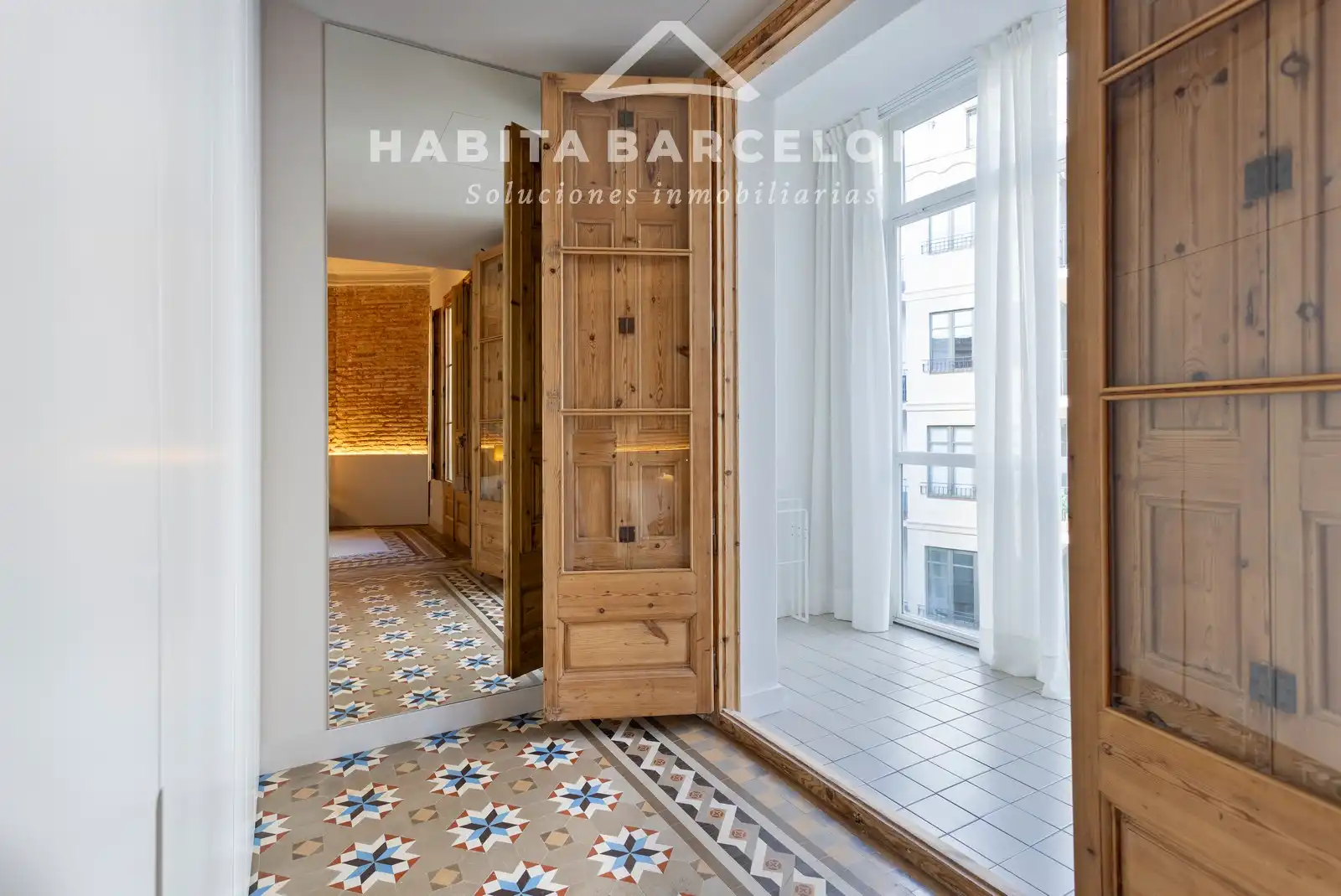 Wohnung zur Miete in Barcelona mit Klimaanlage, Heizung und Parkett