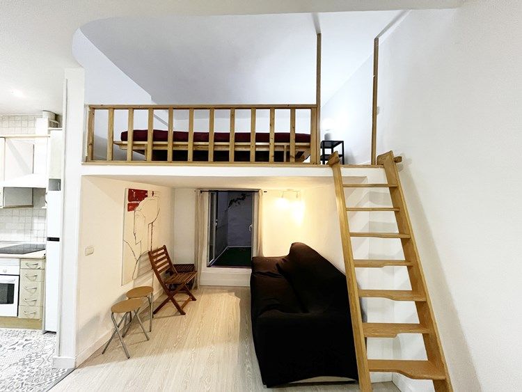 Bedroom of Flat to rent in  Madrid Capital  with Air Conditioner, Heating and Parquet flooring