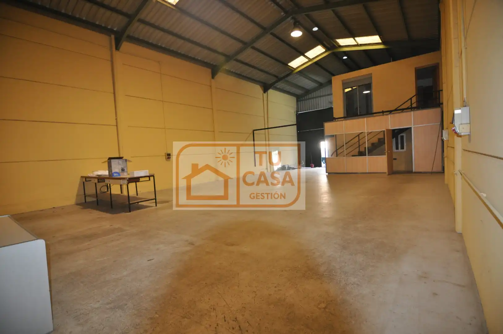 Industrial buildings for sale in Malpartida de Cáceres  with Heating