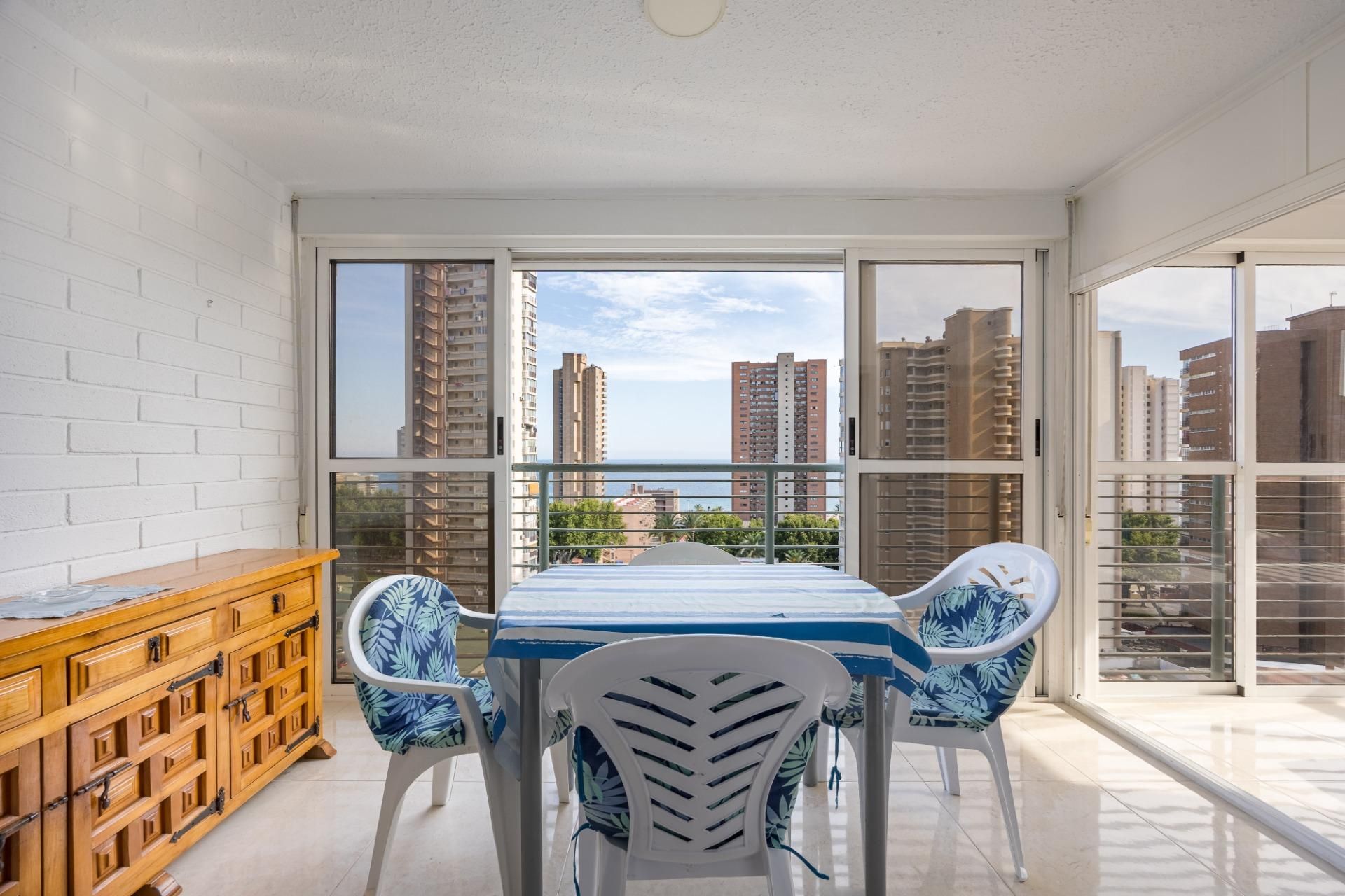 Dormitori de Apartament en venda en Benidorm amb Terrassa i Traster