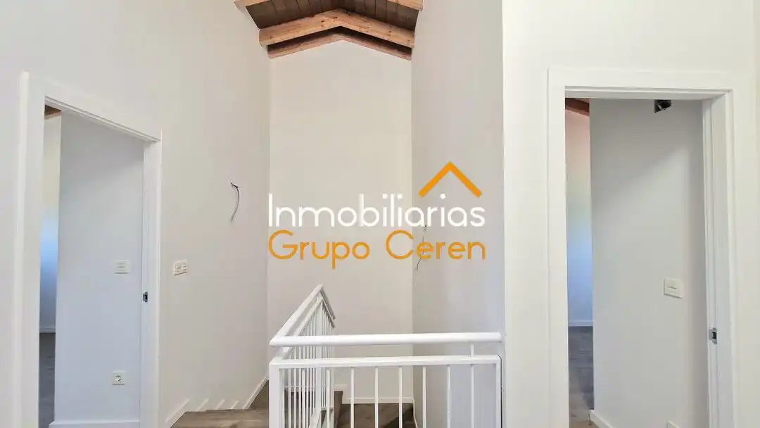 Casa adosada en venda en Herramélluri amb Calefacció, Jardí privat i Terrassa