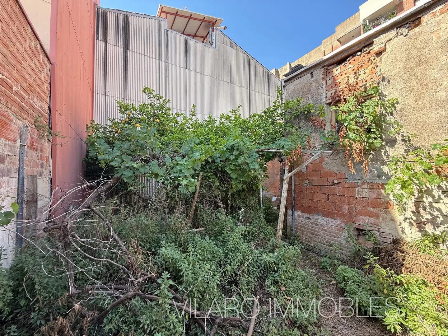 Detached homes for sale in Sabadell  with Private garden and Storage room