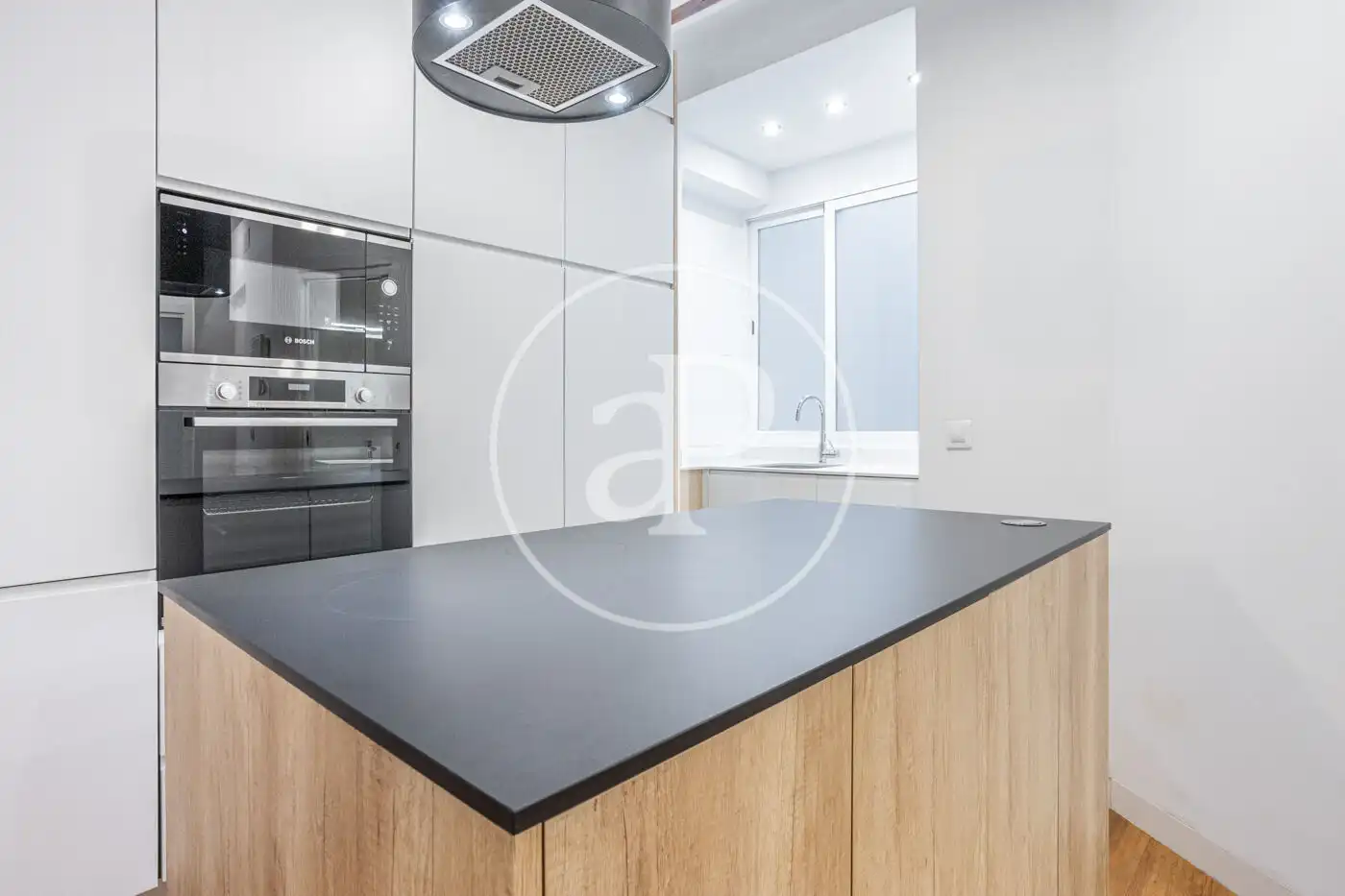 Cocina de Piso de alquiler en Valencia con Aire acondicionado, Calefacción y Amueblado