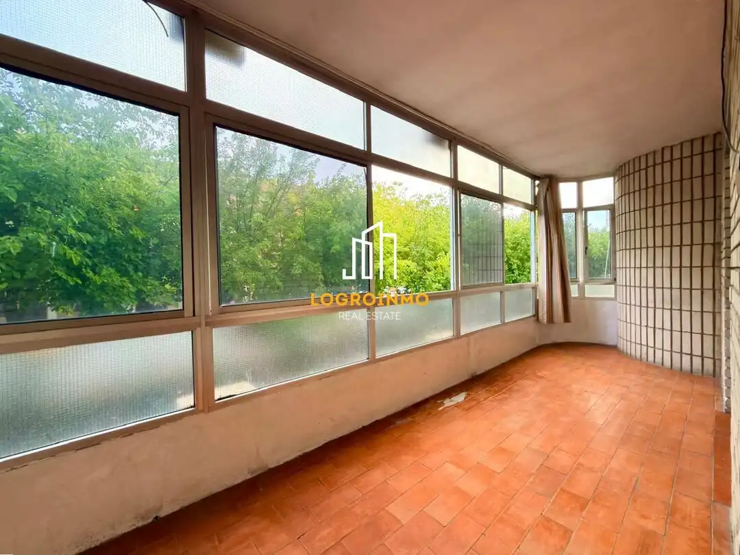 Terrasse von Wohnung zum Verkauf in  Logroño mit Heizung und Terrasse