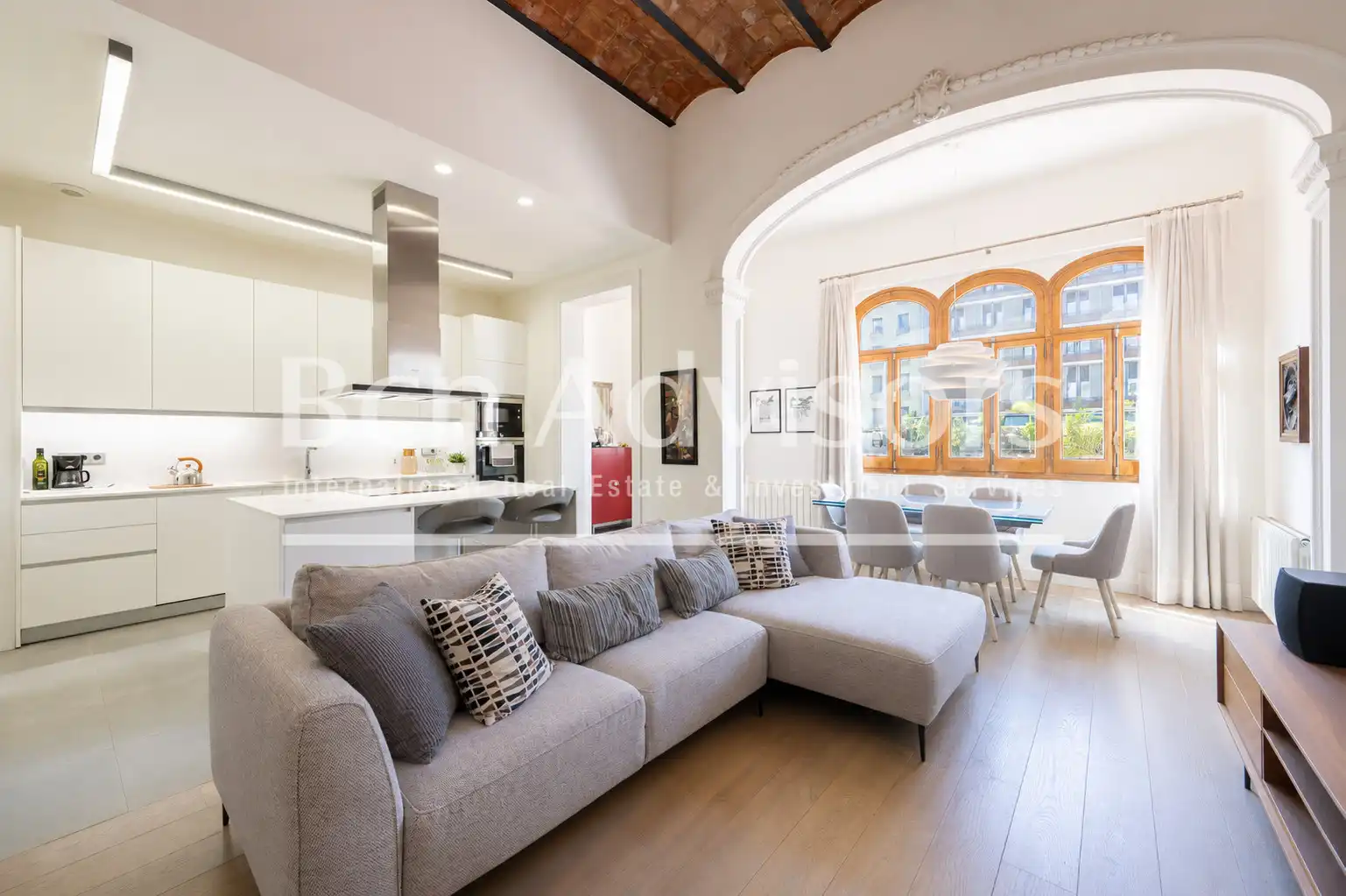 Appartamento con piscina in vendita a Carrer de Casp, imagen 3