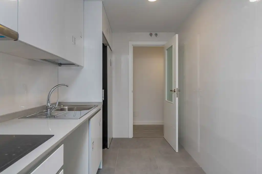 Kitchen of Flat for sale in Fuenlabrada  with Air Conditioner, Heating and Storage room