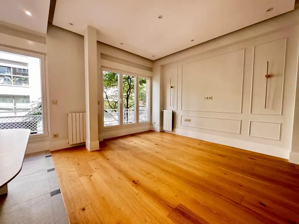 Sala de estar de Apartamento en venta en Madrid