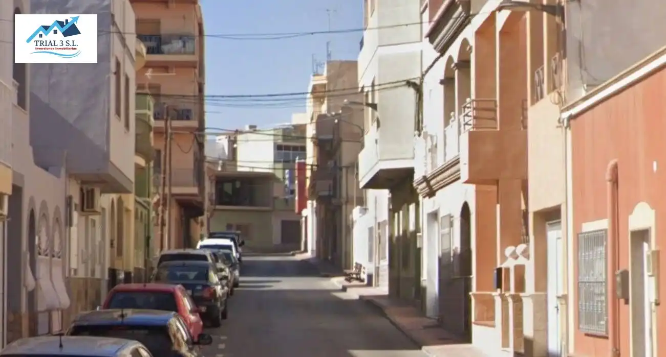 Vista exterior de Pis en venda en Benahadux