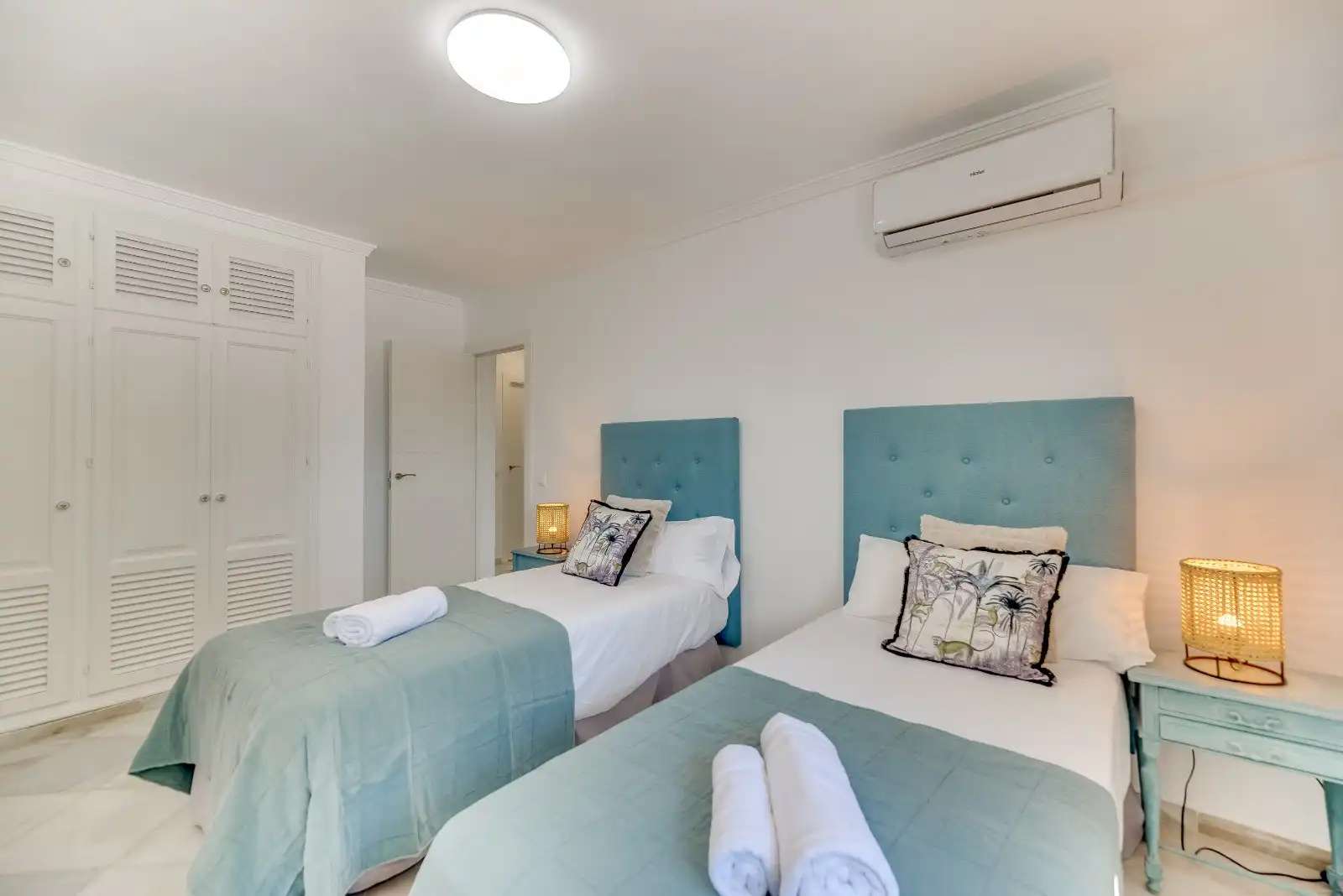 Habitación de Casa o chalet en venta en Marbella con Aire acondicionado, Calefacción y Jardín privado