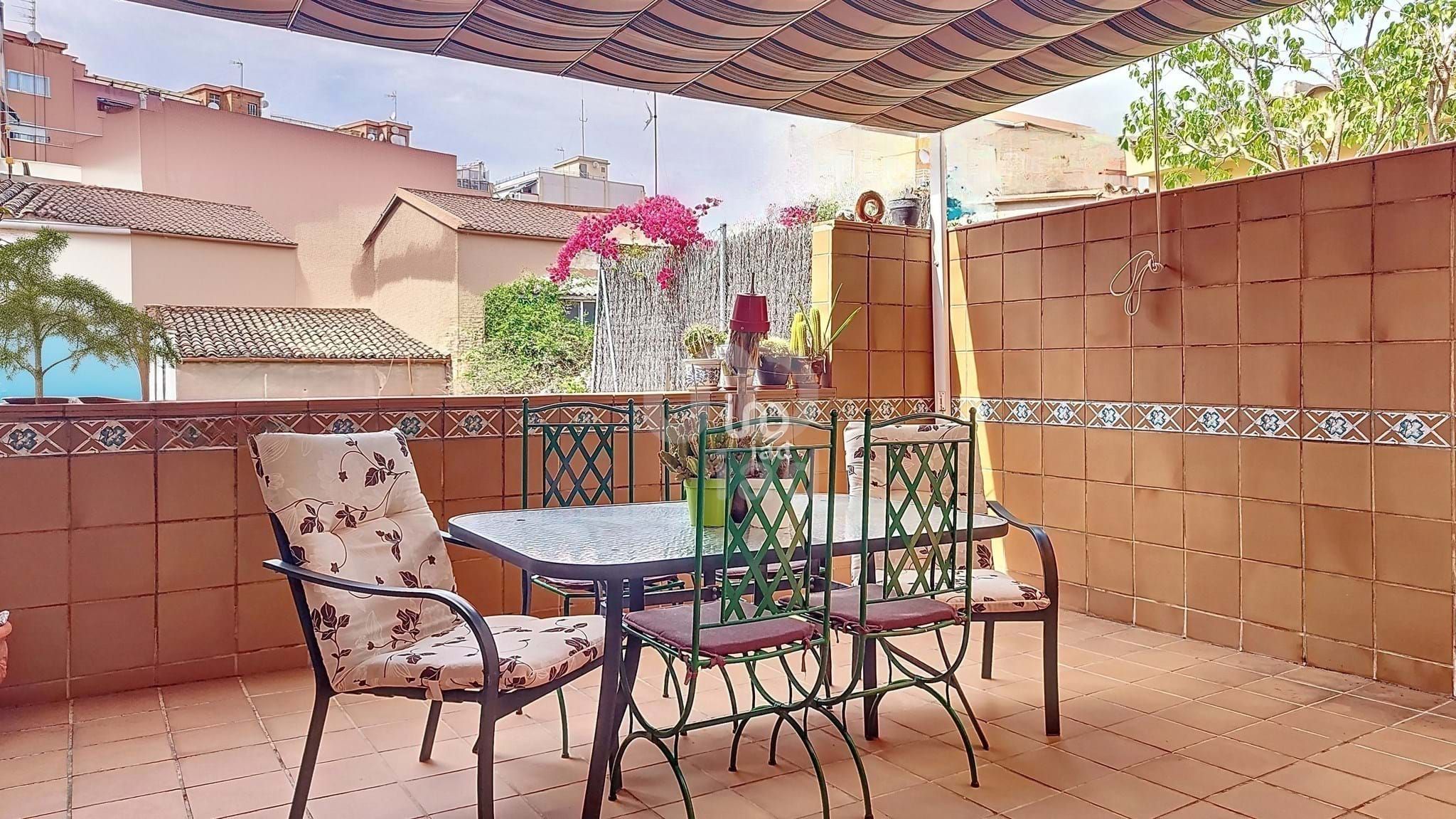 Terrassa de Casa o xalet en venda en Badalona amb Calefacció i Terrassa