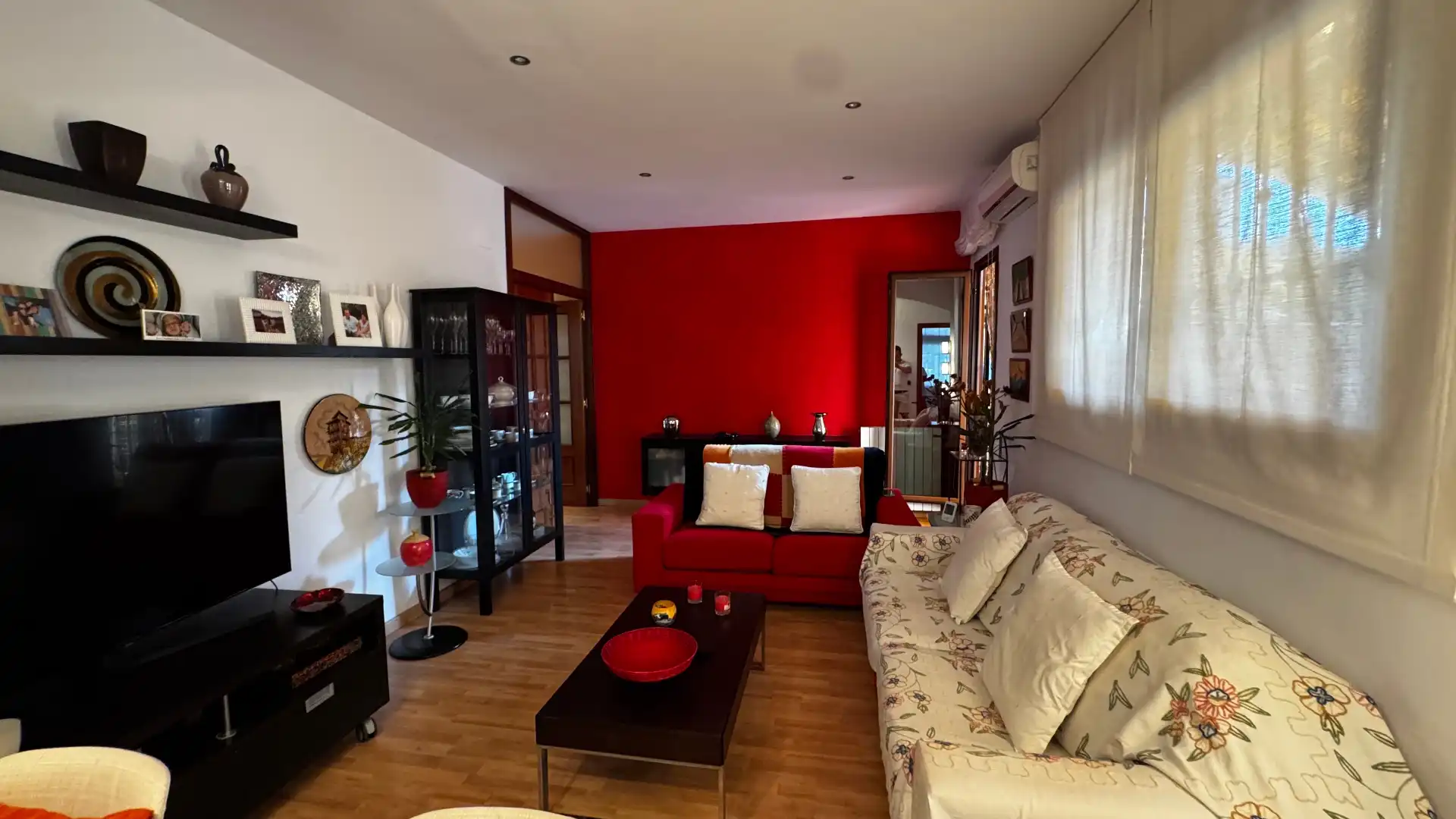 Wohnzimmer von Wohnung zum Verkauf in Roda de Berà mit Klimaanlage, Heizung und Parkett