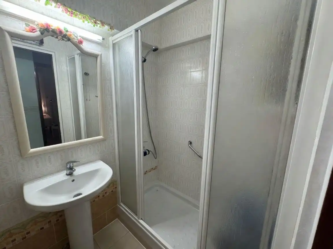 Bathroom of Flat for sale in Guardamar del Segura