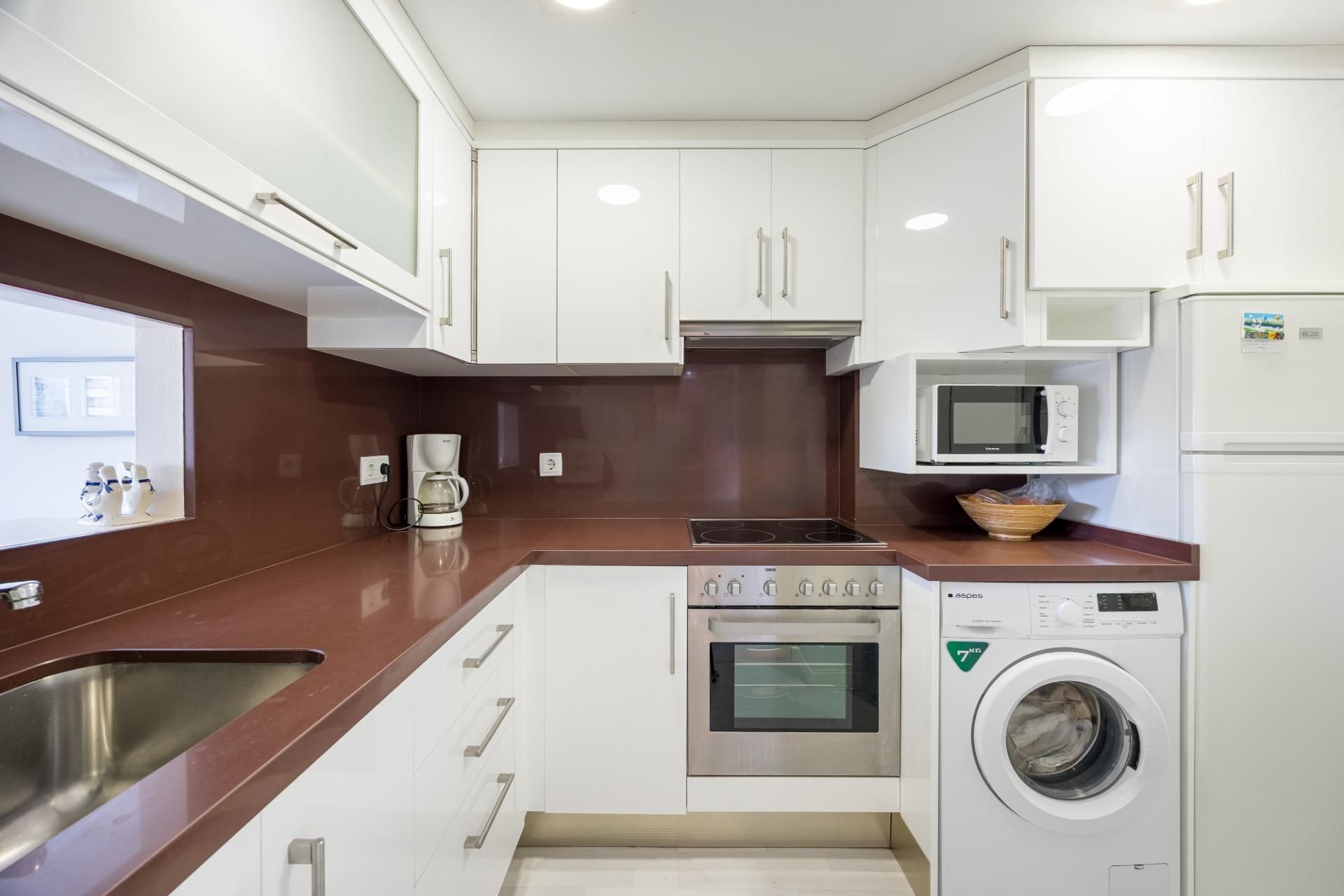 Cuina de Apartament en venda en Benidorm amb Aire condicionat, Calefacció i Terrassa