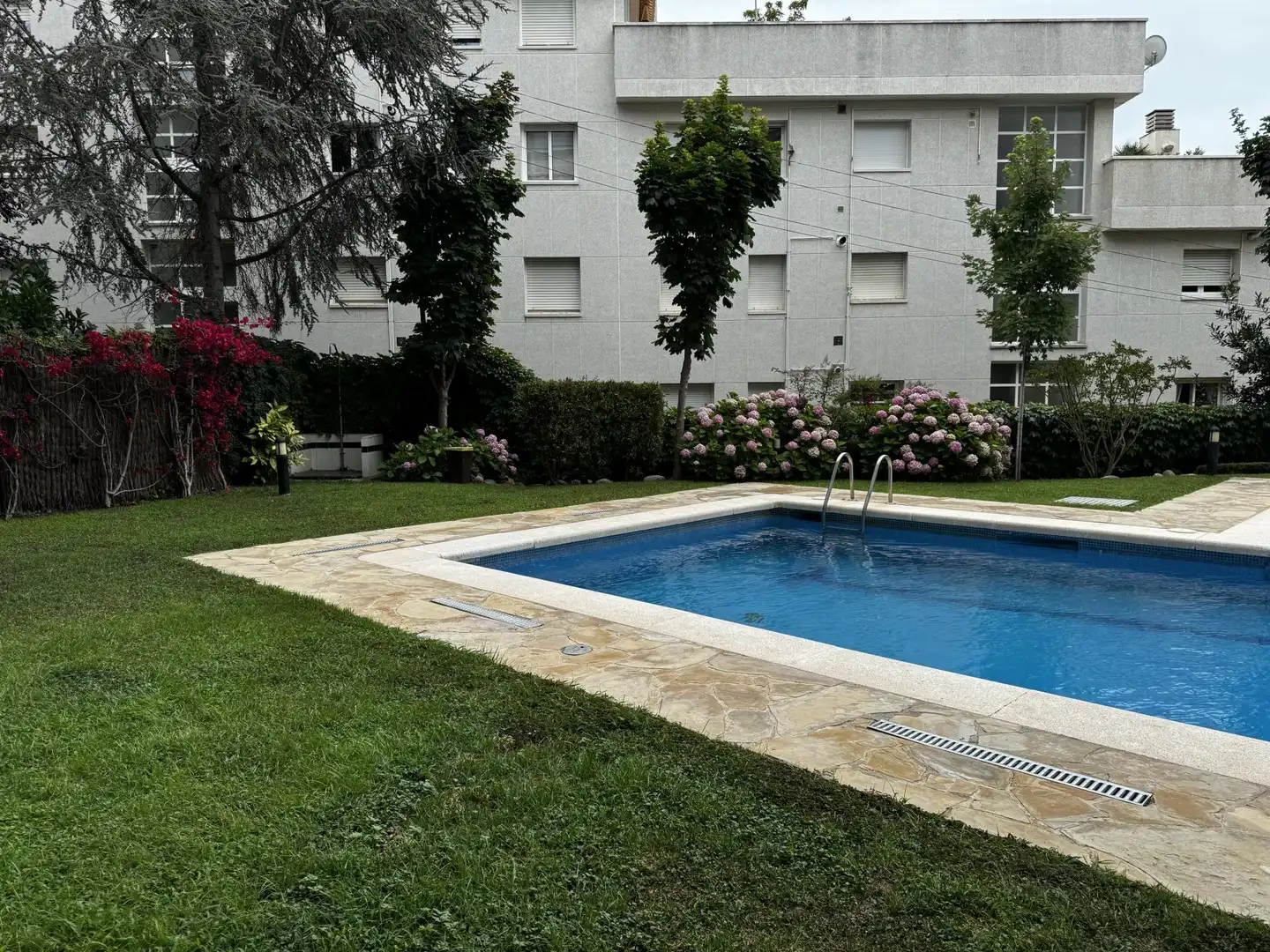 Apartament amb piscina de lloguer a Riera, imagen 3