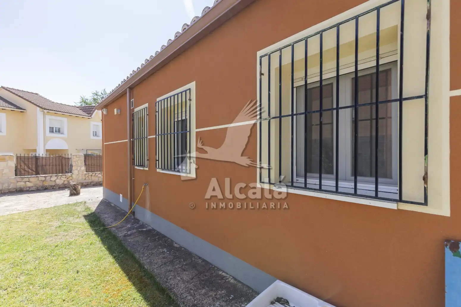 Vista exterior de Casa o chalet en venta en Cifuentes con Calefacción, Jardín privado y Trastero