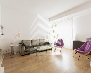 Living room of Flat for sale in  Barcelona Capital  with Air Conditioner, Heating and Parquet flooring