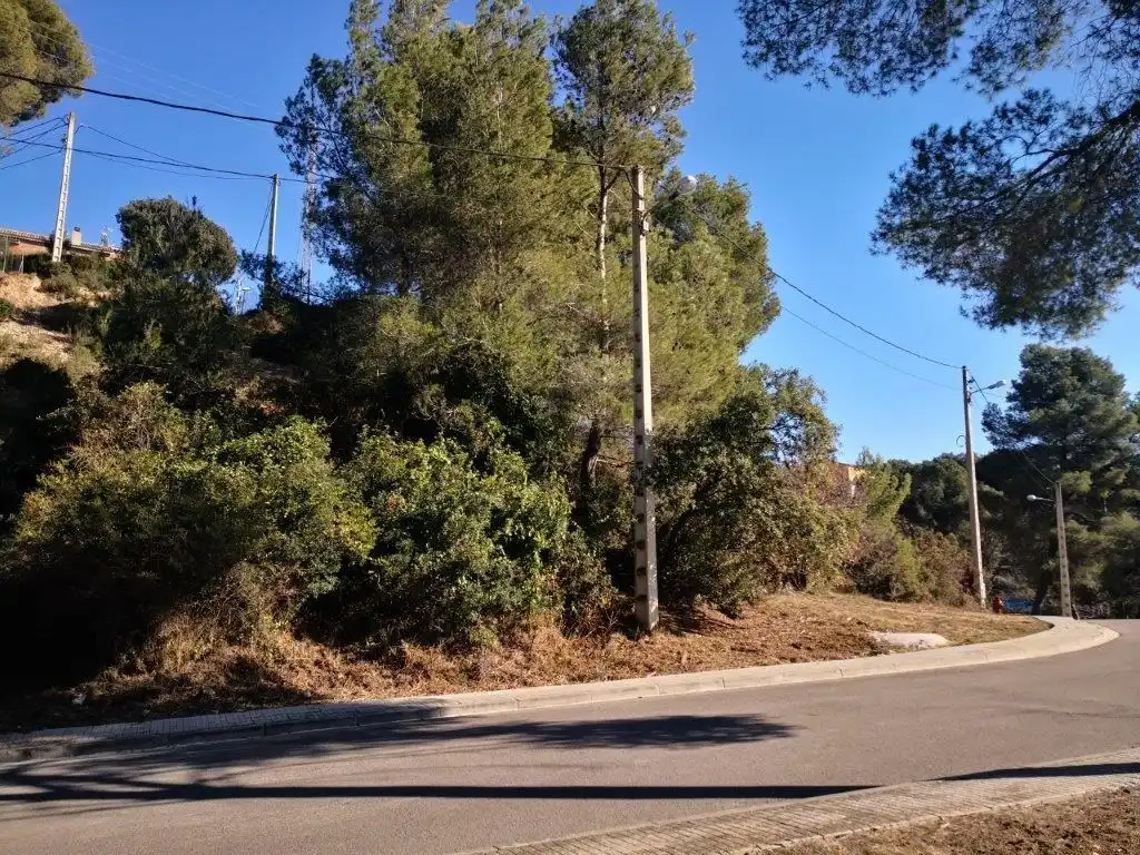 Terrenos y solares en venta en Castellnou - Can Mir - Can Solà, imagen 3