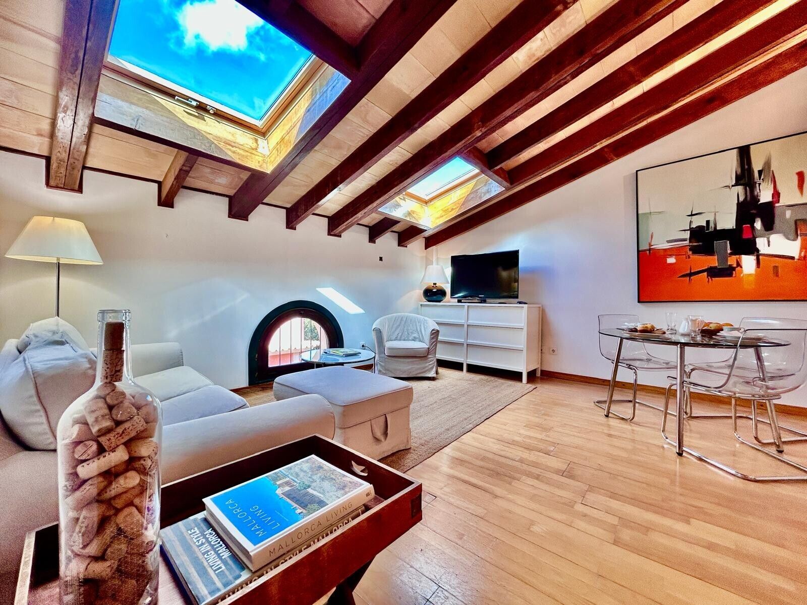 Sala d'estar de Àtic de lloguer en  Palma de Mallorca amb Aire condicionat