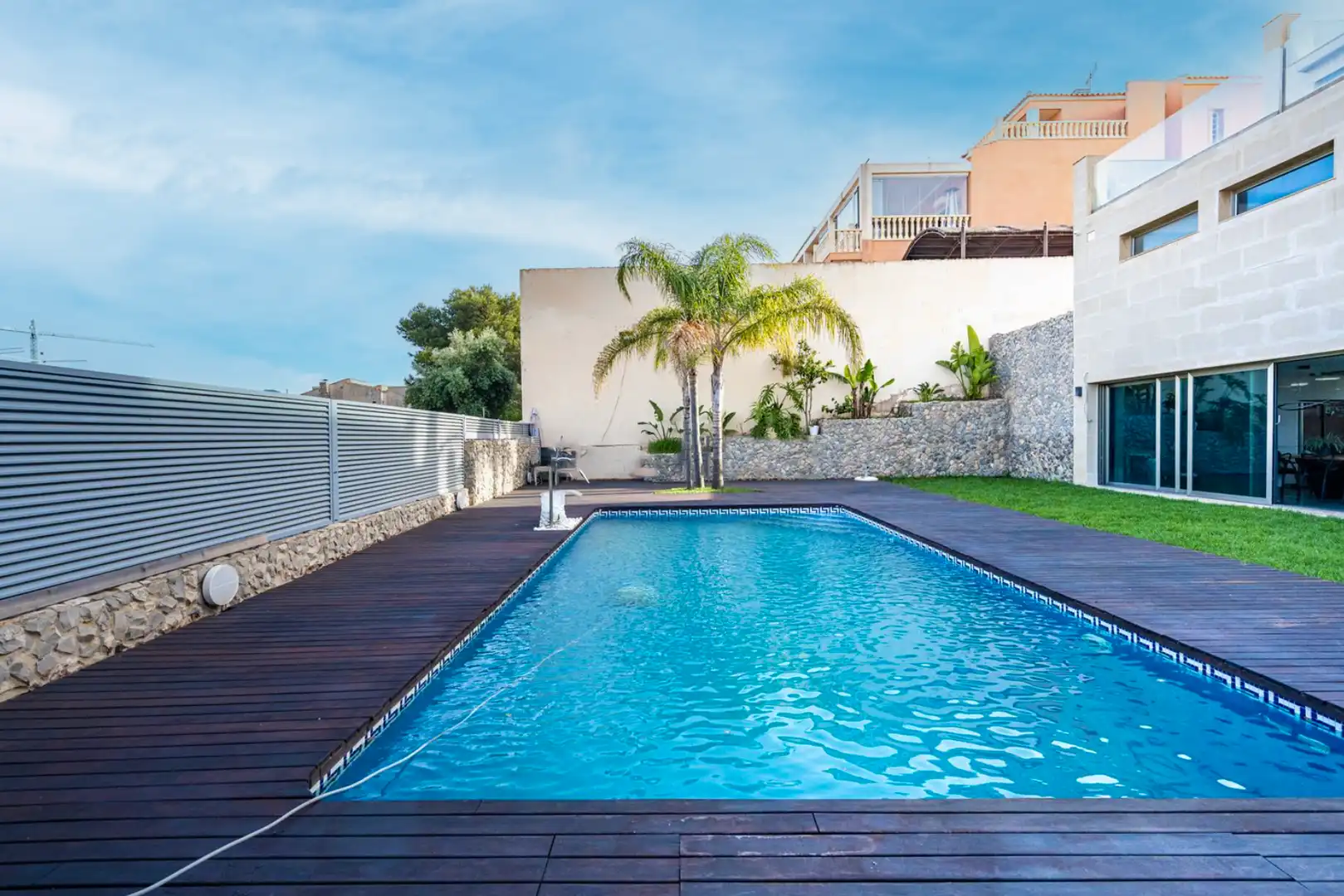 Piscina de Casa o xalet de lloguer en Torrevieja amb Aire condicionat, Calefacció i Jardí privat