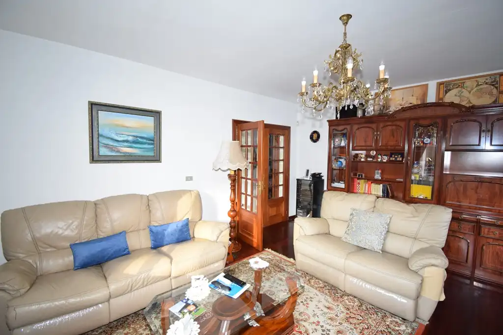 Sala d'estar de Casa o xalet en venda en Fene amb Jardí privat, Terrassa i Moblat