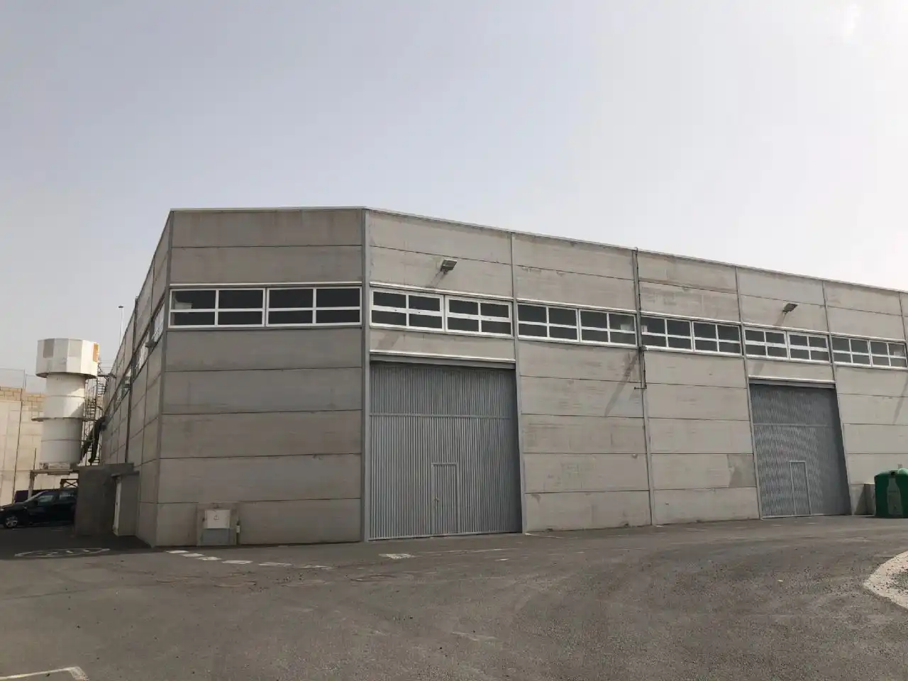 Vista exterior de Nau industrial en venda en Granadilla de Abona