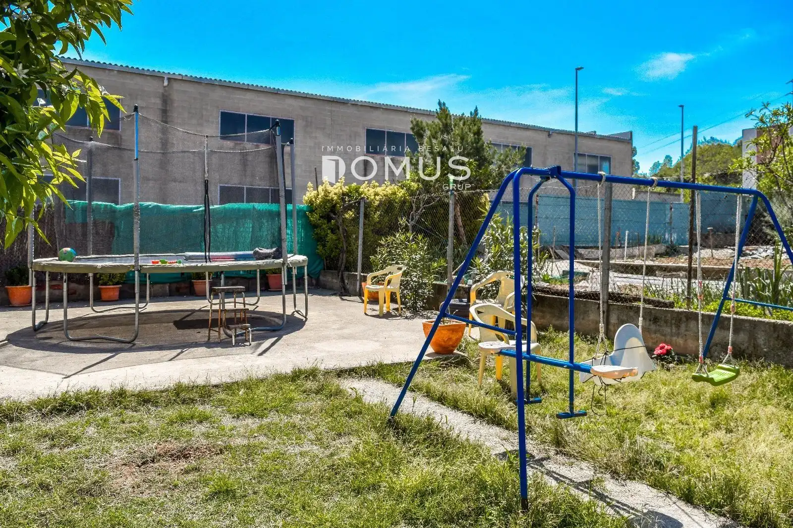 Vista exterior de Casa o chalet en venta en Besalú con Jardín privado, Terraza y Trastero