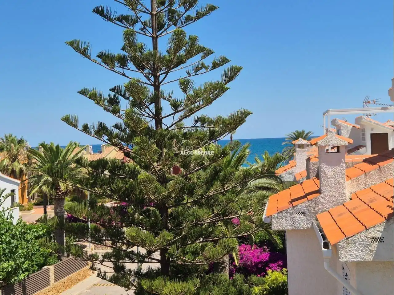 Casa adosada en venda en Alcalà de Xivert amb Terrassa i Piscina comunitària
