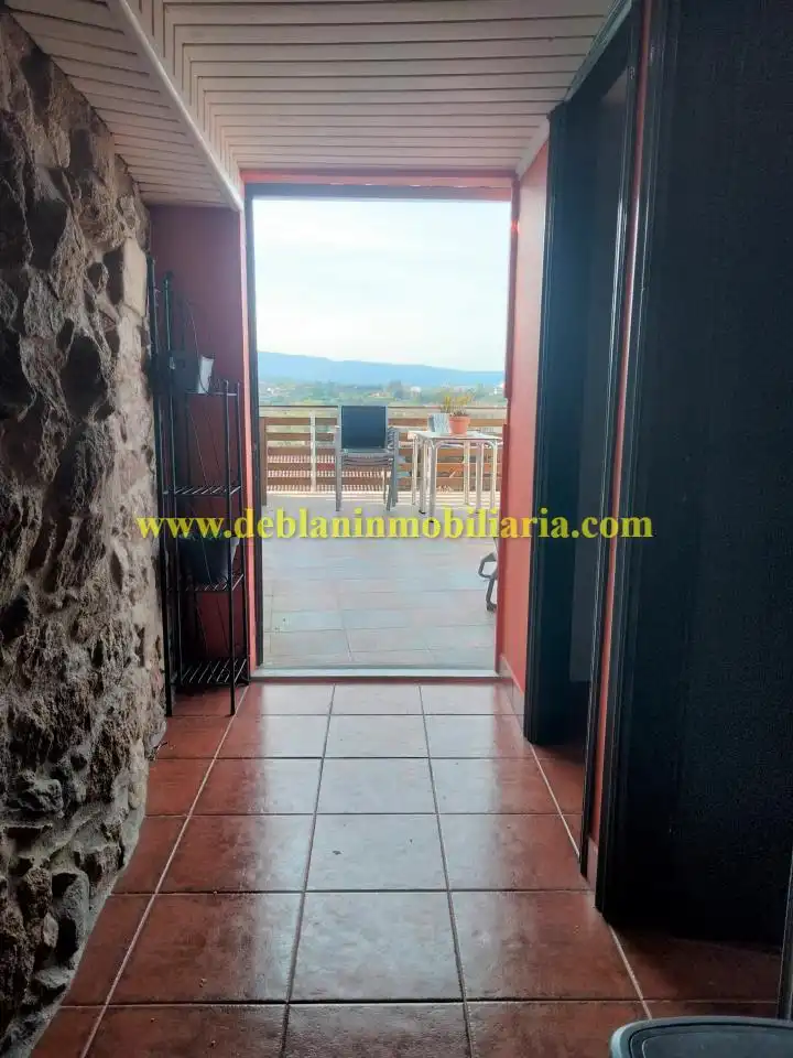 Haus oder Chalet zur Miete in Tui mit Terrasse und Möbliert
