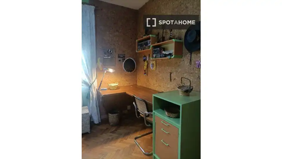 Bedroom of Flat for share in Abrera  with Air Conditioner, Heating and Furnished