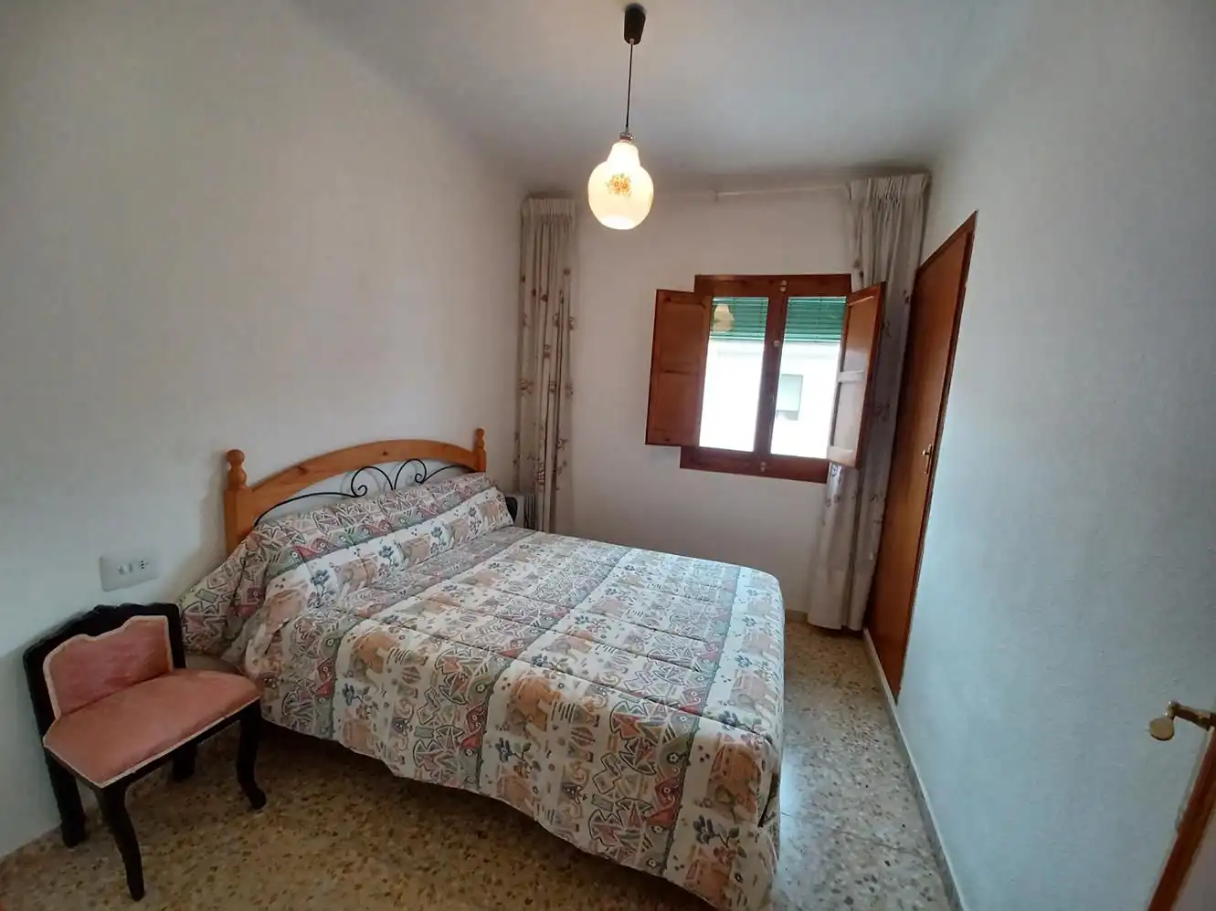 Bedroom of Detached homes for sale in Quintanar del Rey  with Air Conditioner, Terrace and Storage room