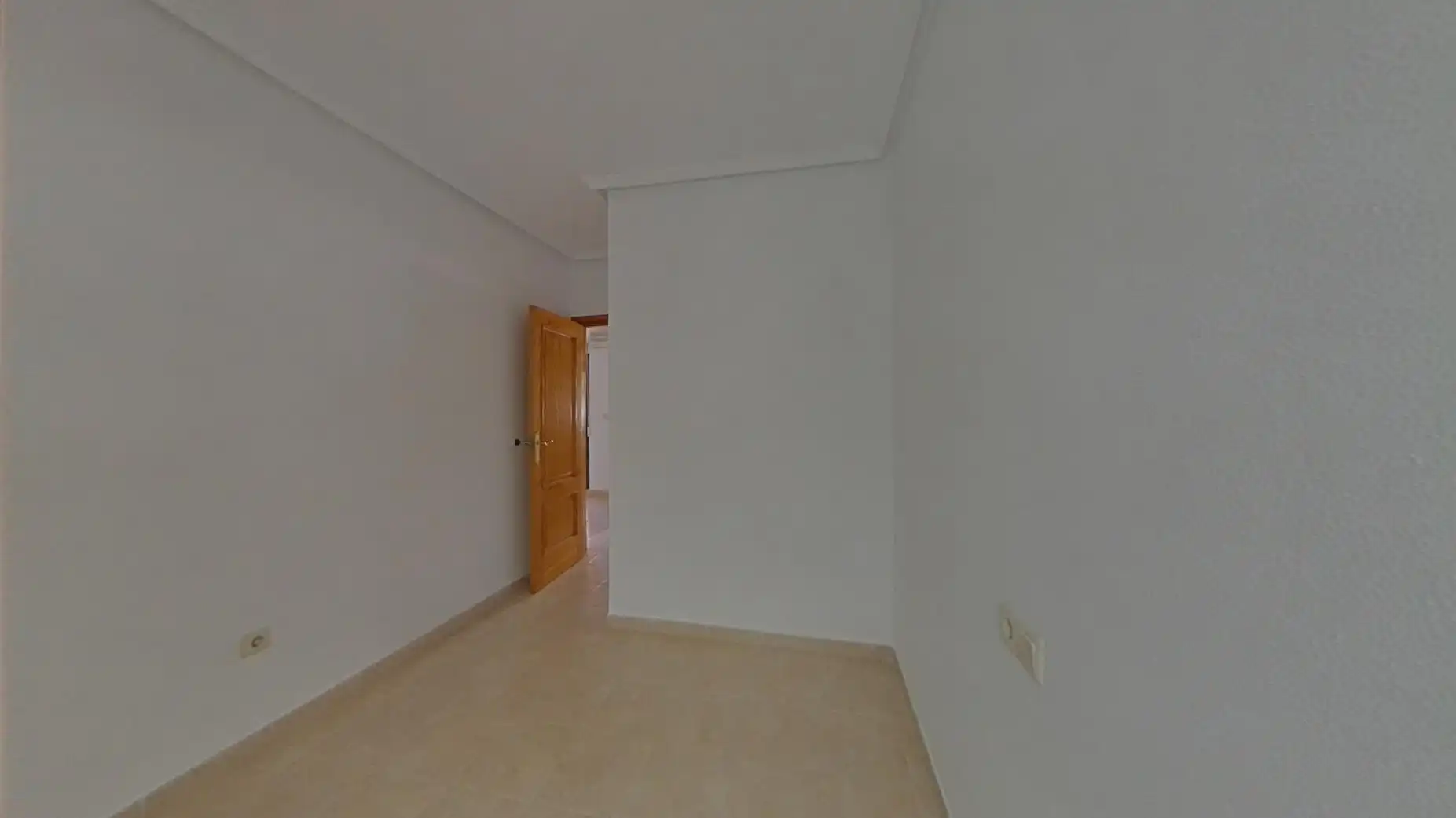 Piso en venta en Torrevieja con Piscina