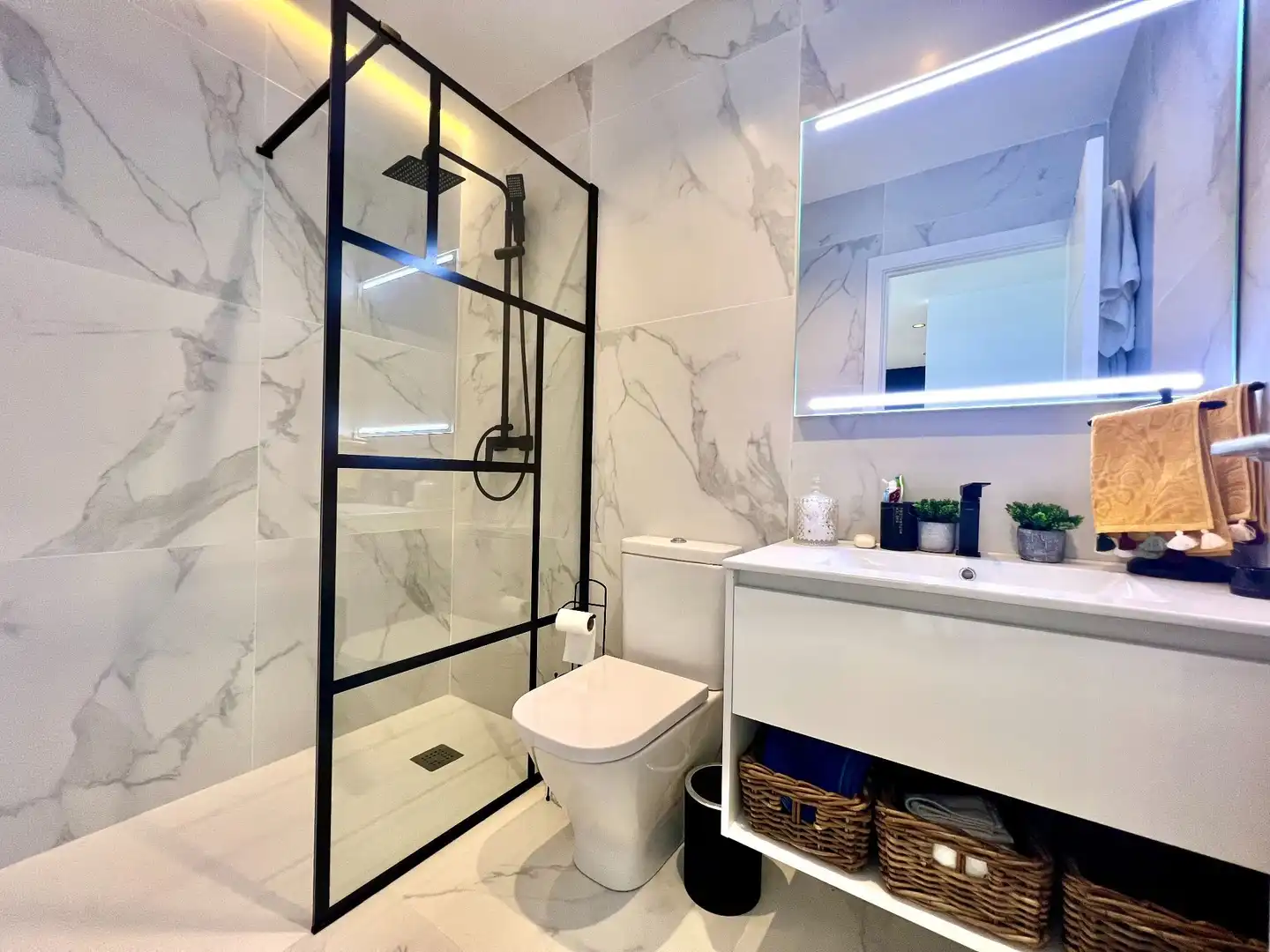 Baño de Dúplex en venta en  Palma de Mallorca con Aire acondicionado, Calefacción y Piscina