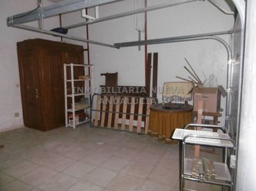 Local comercial de lloguer a Plaza de Toros - Santa Rita