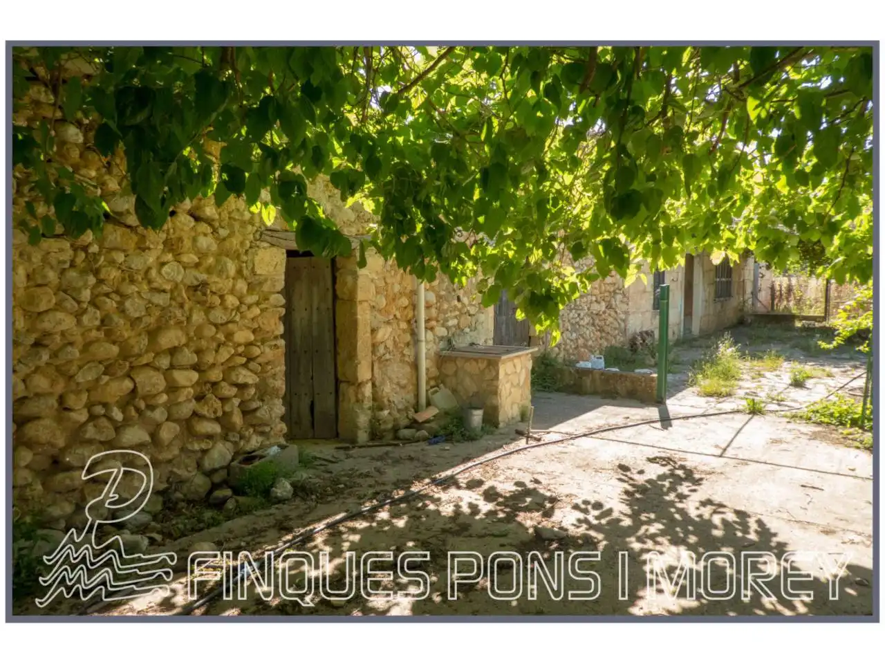 Vista exterior de Finca rústica en venda en Campanet